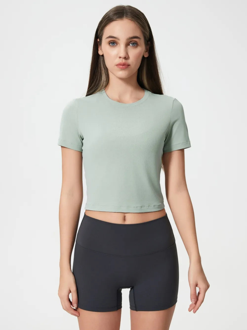 Atmungsaktives Yoga- & Fitness-Shirt – figurbetont & flexibel