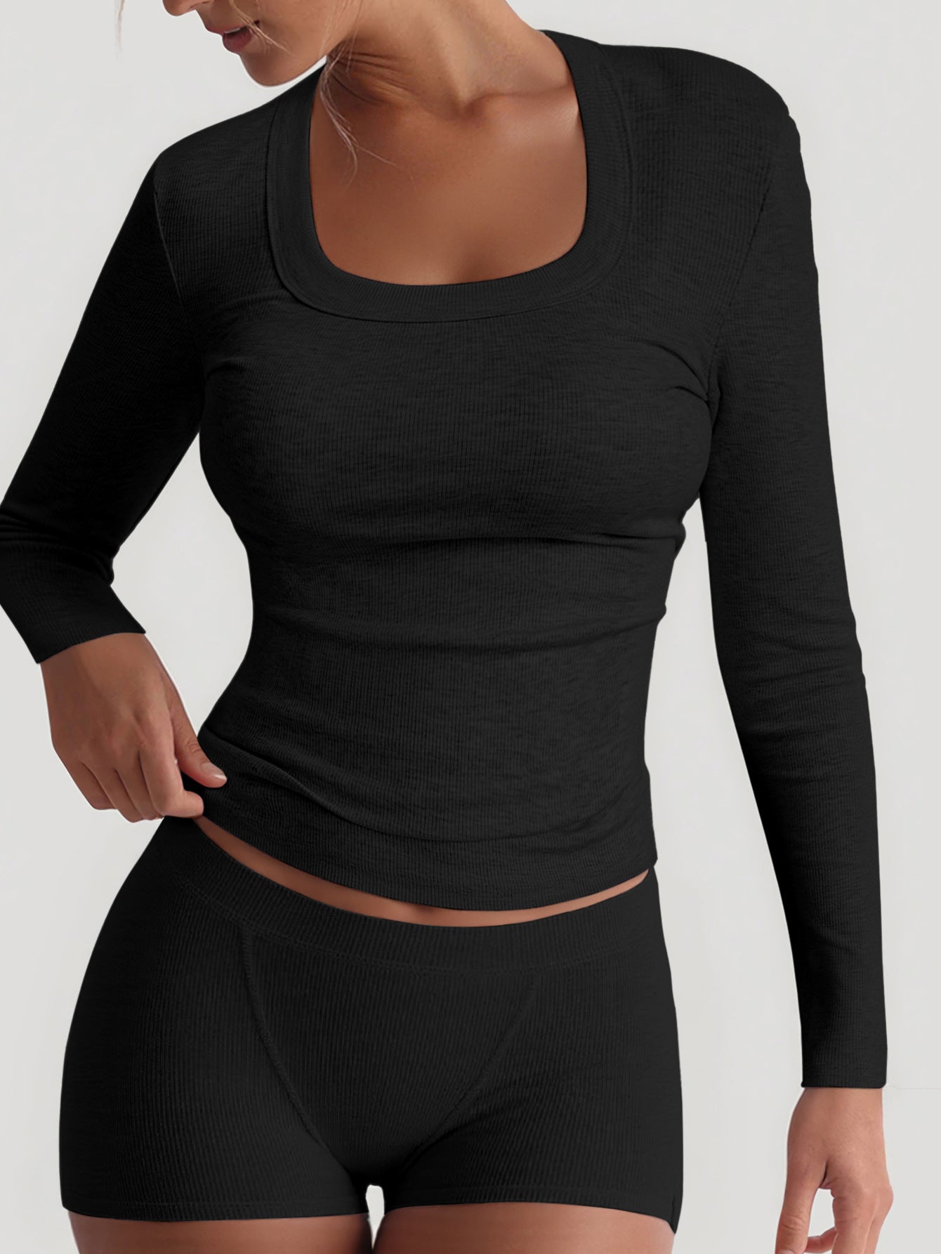 Zweiteiliges Yoga-Set – Langarmshirt & kurzer Rock mit hoher Elastizität